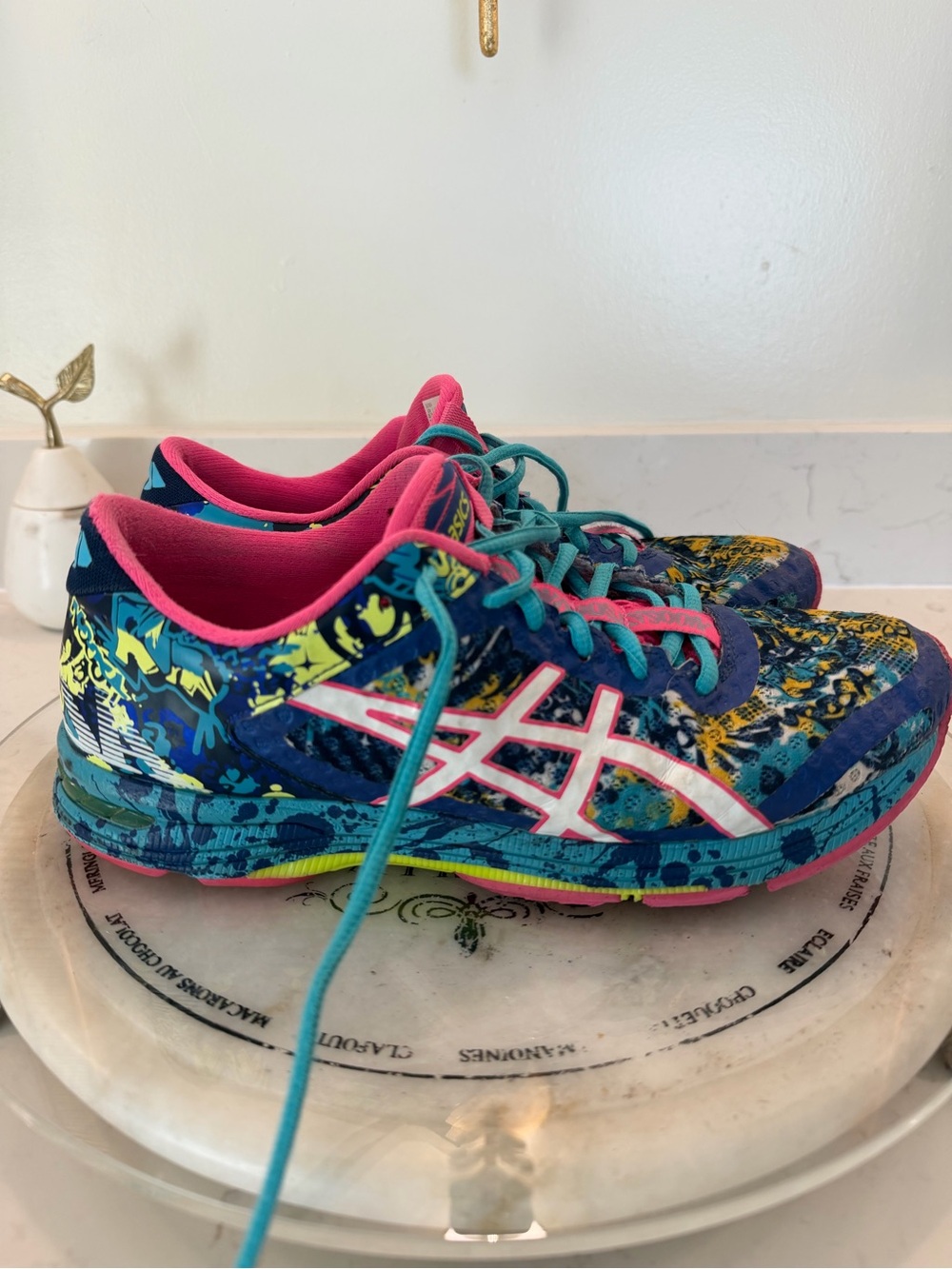 Asics Gel-Noosa Tri 10 Running Shoes Women’s Size 9 Bright Multicolor